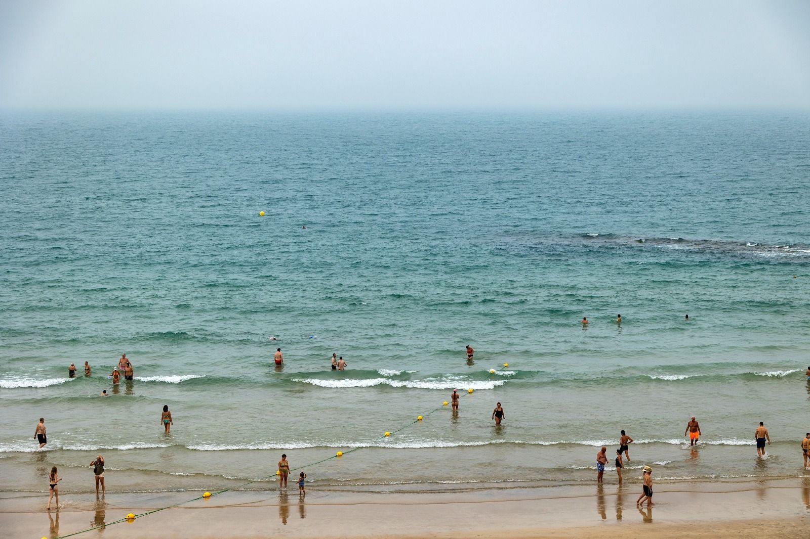 Las imágenes de la ola de calor en Cádiz