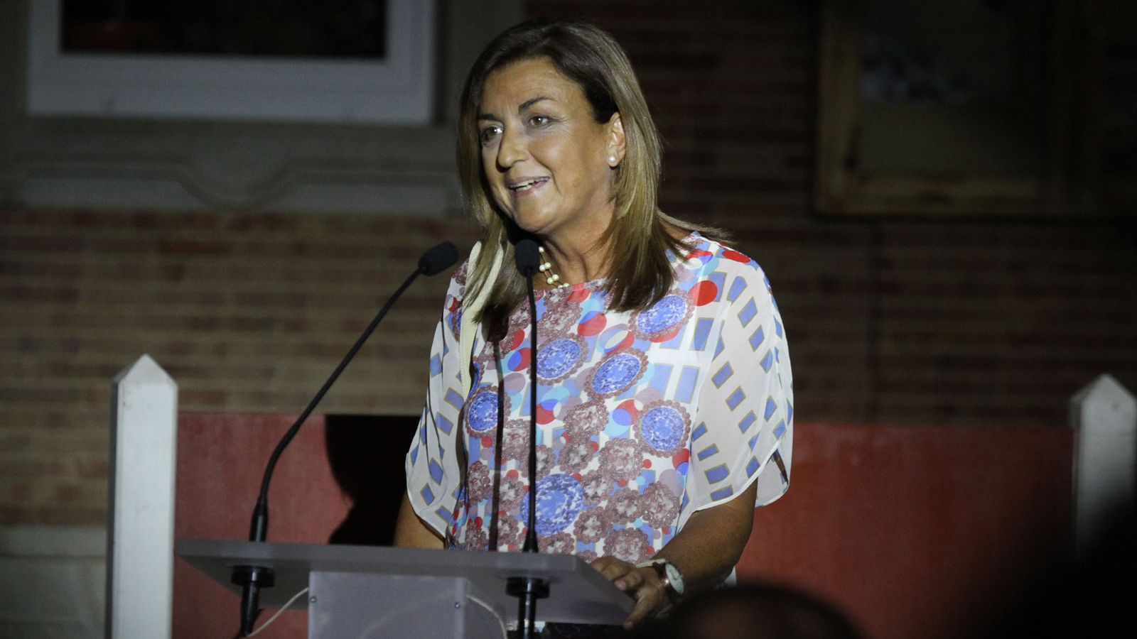 Lola Reymundo en su intervención como autora del cartel que anuncia la feria.