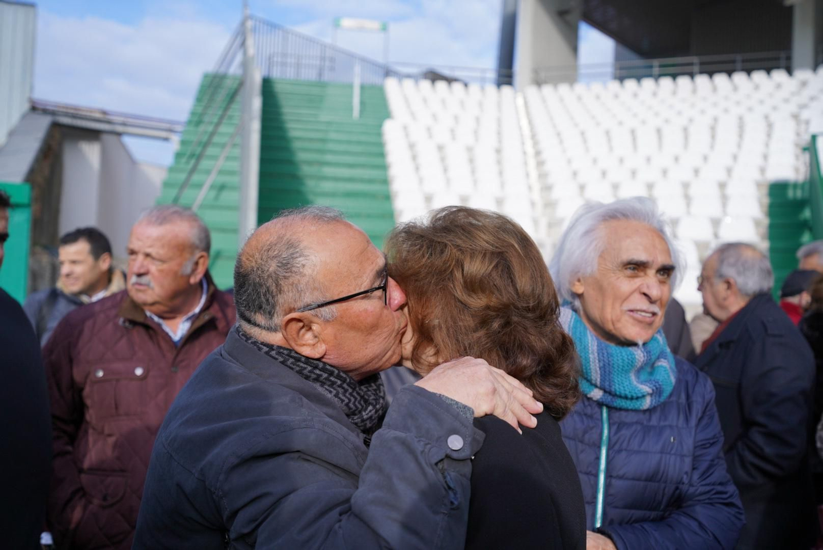 El último adiós a José Luis Navarro en El Arcángel