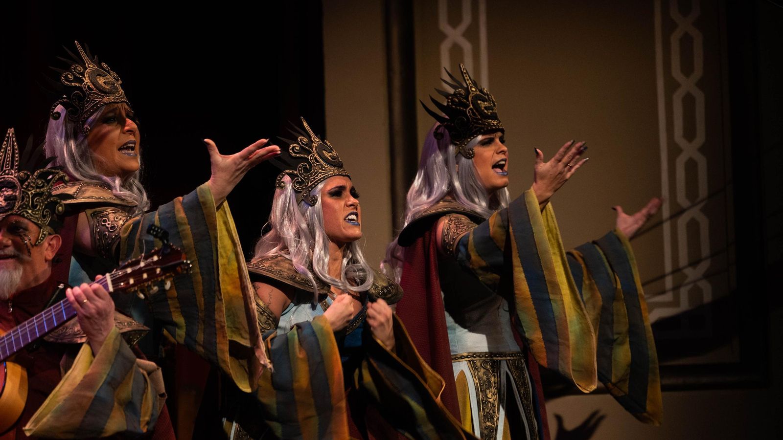 Búscate entre las mejores imágenes de la novena sesión preliminares del COAC 2025