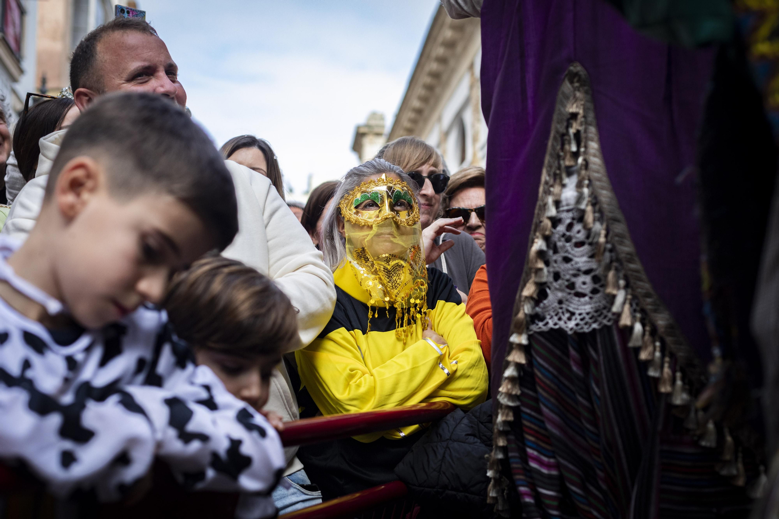 Las mejores imágenes del primer sábado de Carnaval en Cádiz 2024