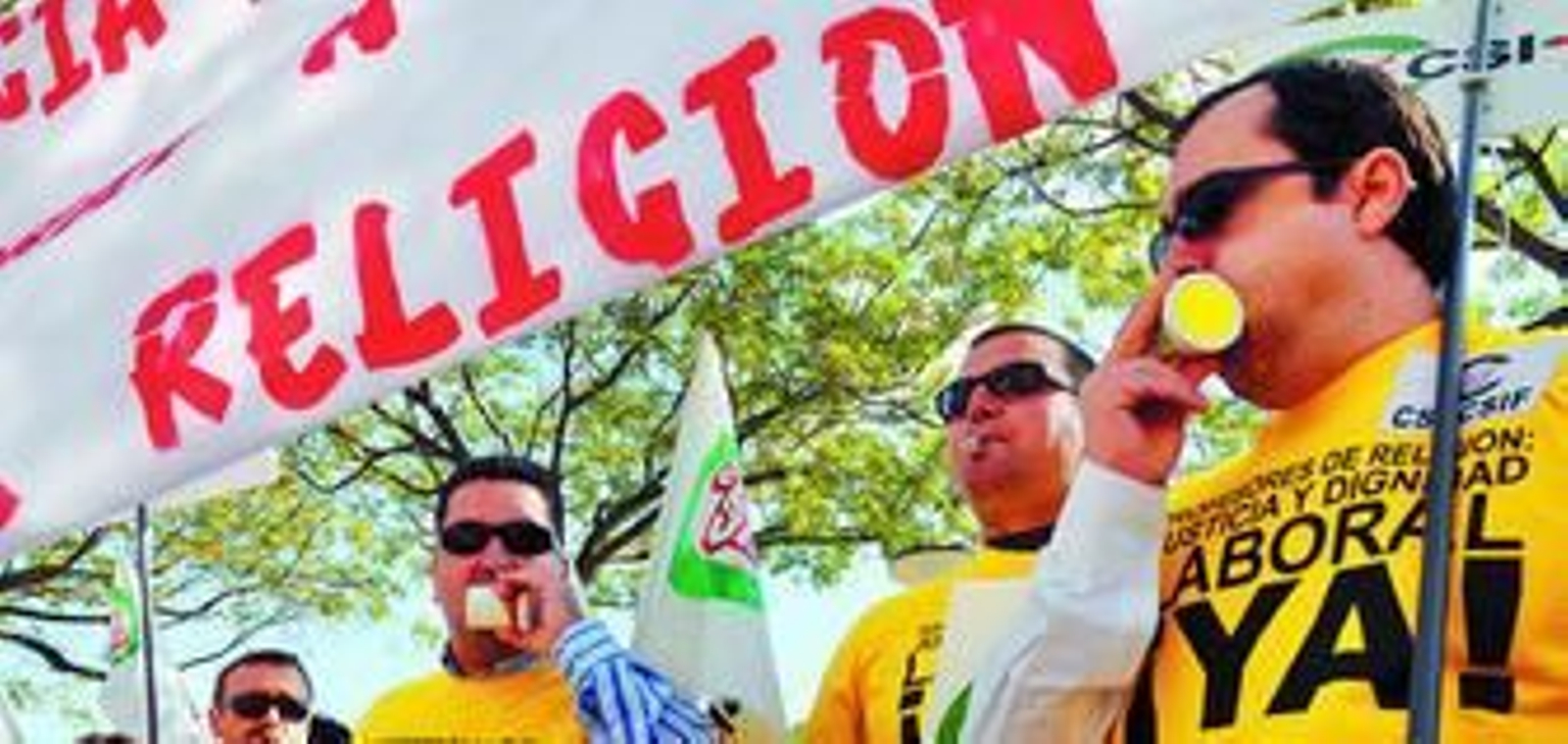 Protesta de profesores de Religión, en noviembre pasado, ante la Delegación de Educación en Sevilla.