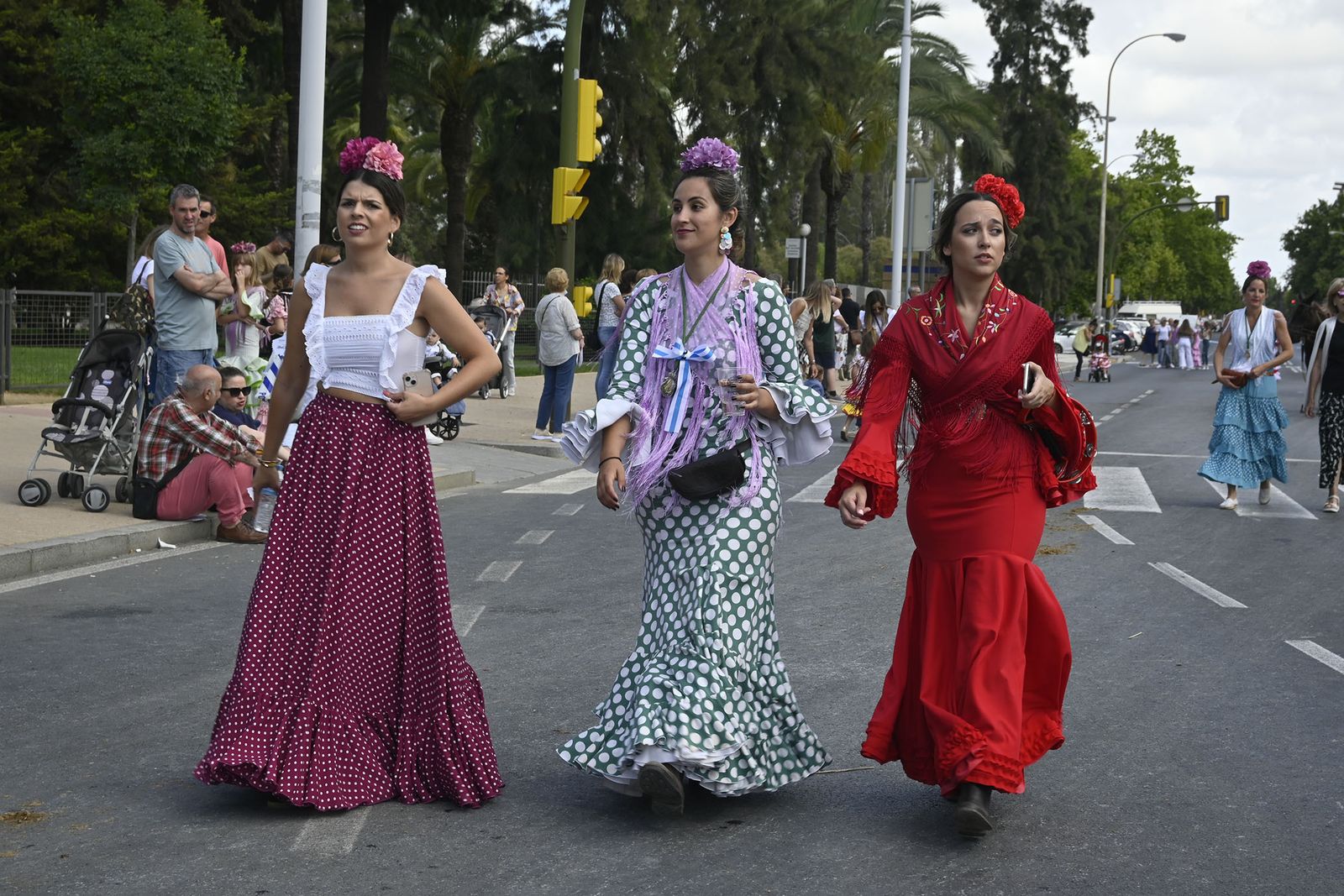 Todos los rocieros de la comitiva de la Hermandad de Huelva, en imágenes