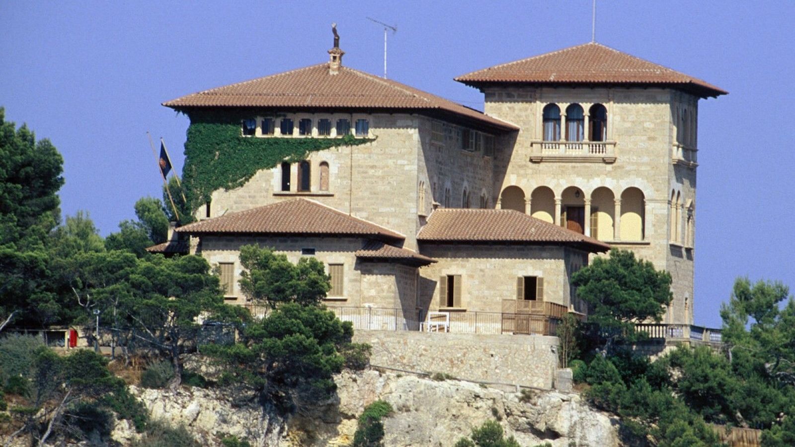 Panorámica del palacio de Marivent, en Palma de Mallorca.