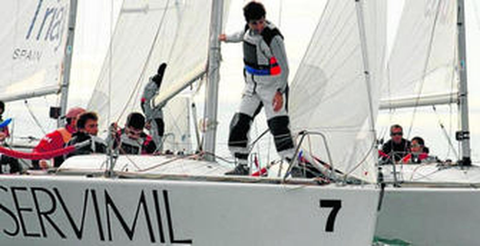 El 'Servimil' en Puerto Banús.