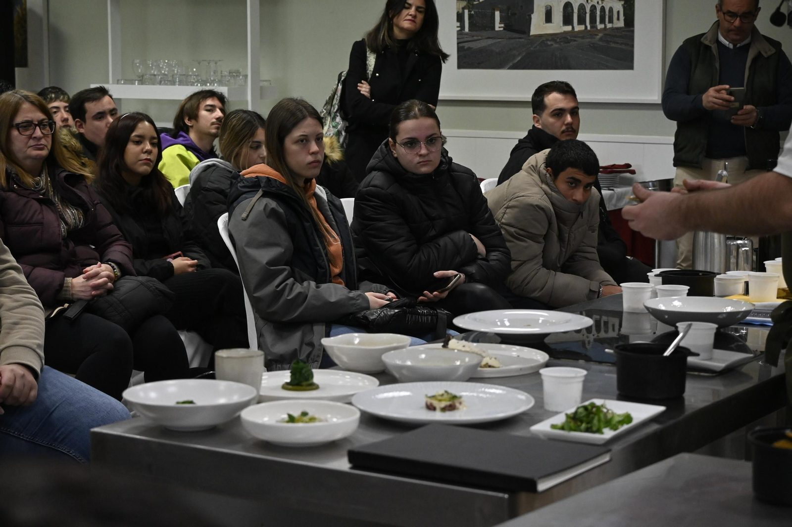 Jornada de cocineros en la Escuela de hostelería Virgen de Belén, en imágenes