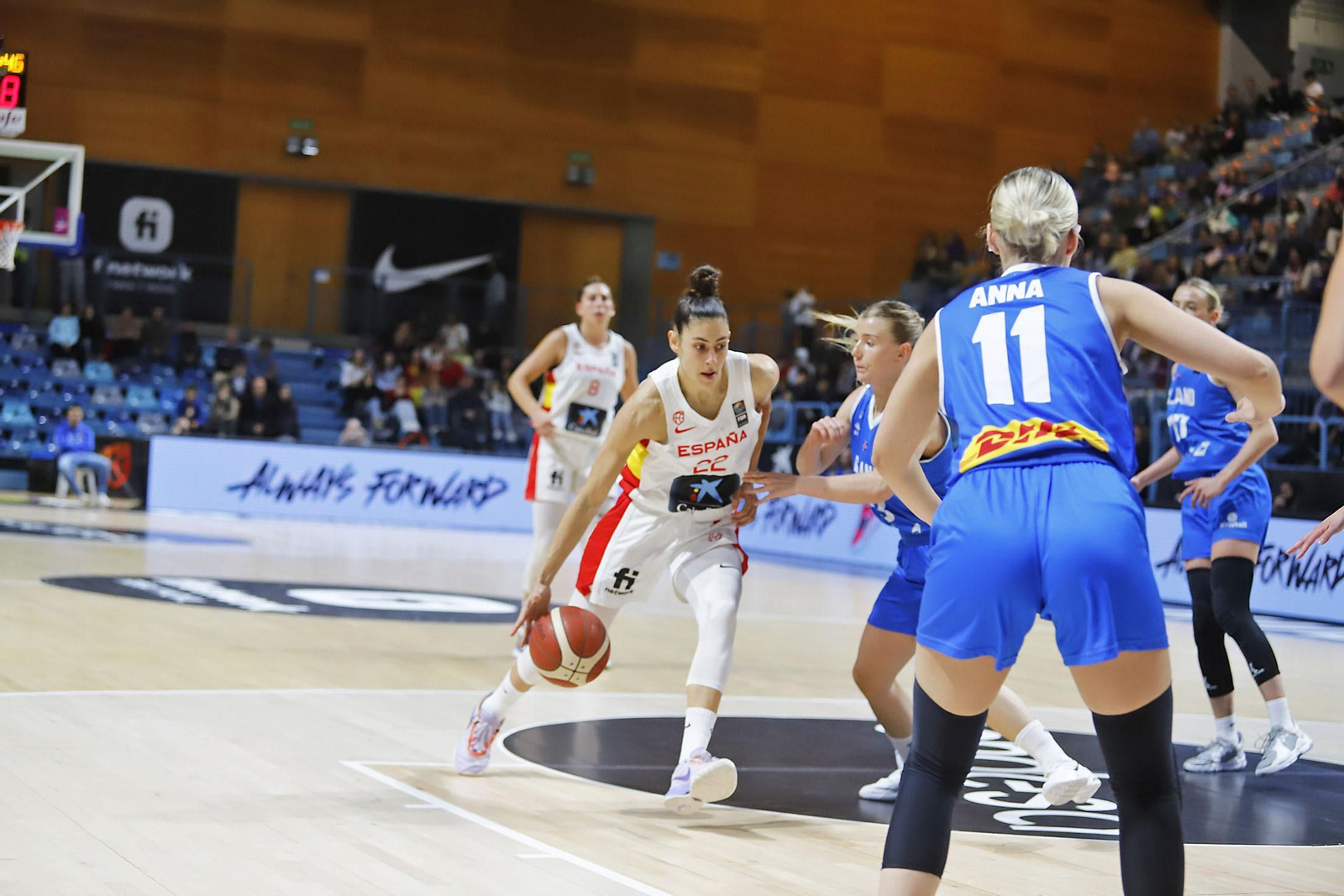 Imágenes del partido de la Selección Española femenina de baloncesto contra Islandia en Huelva