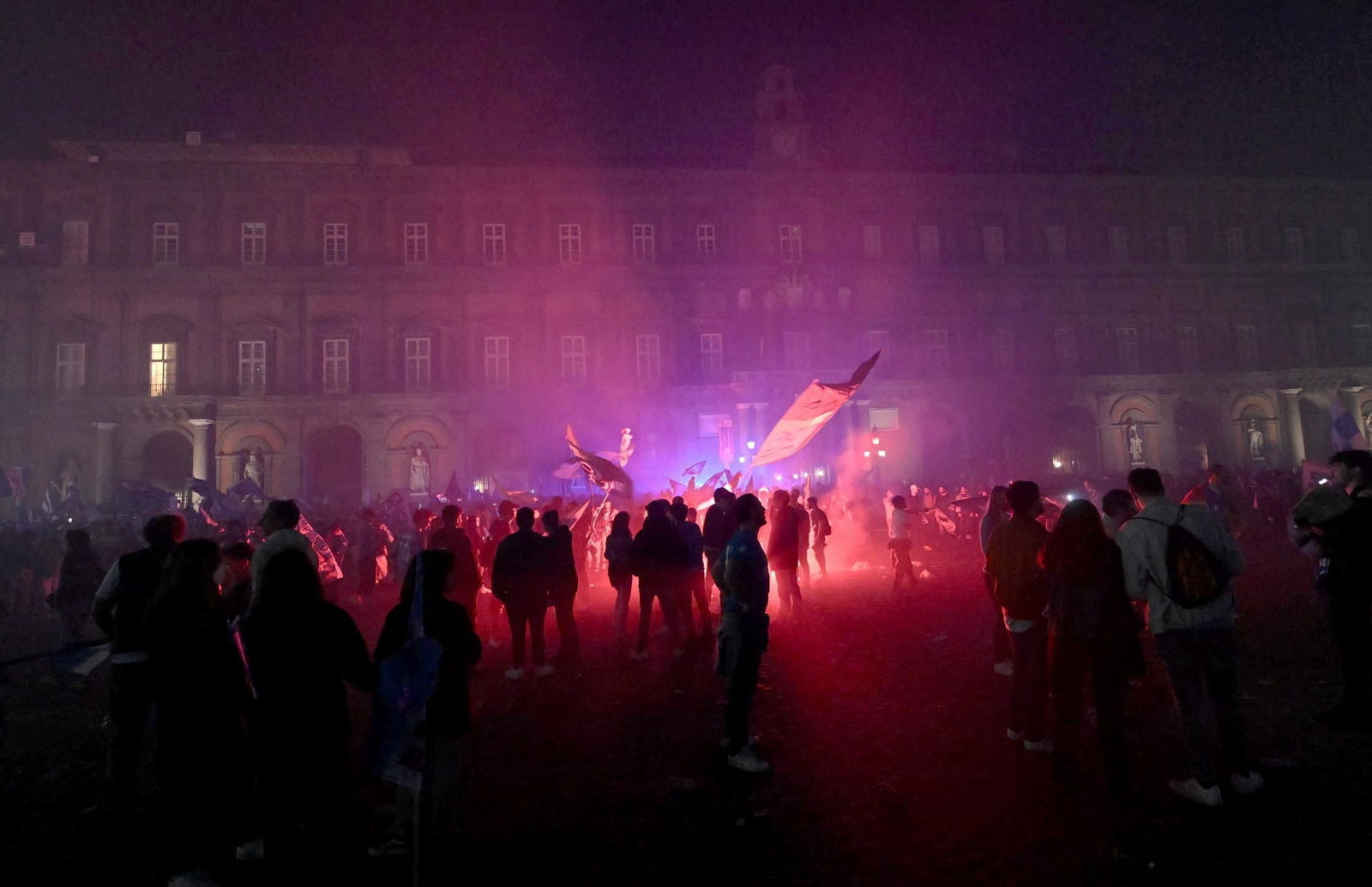 Las fotos de la locura de Nápoles