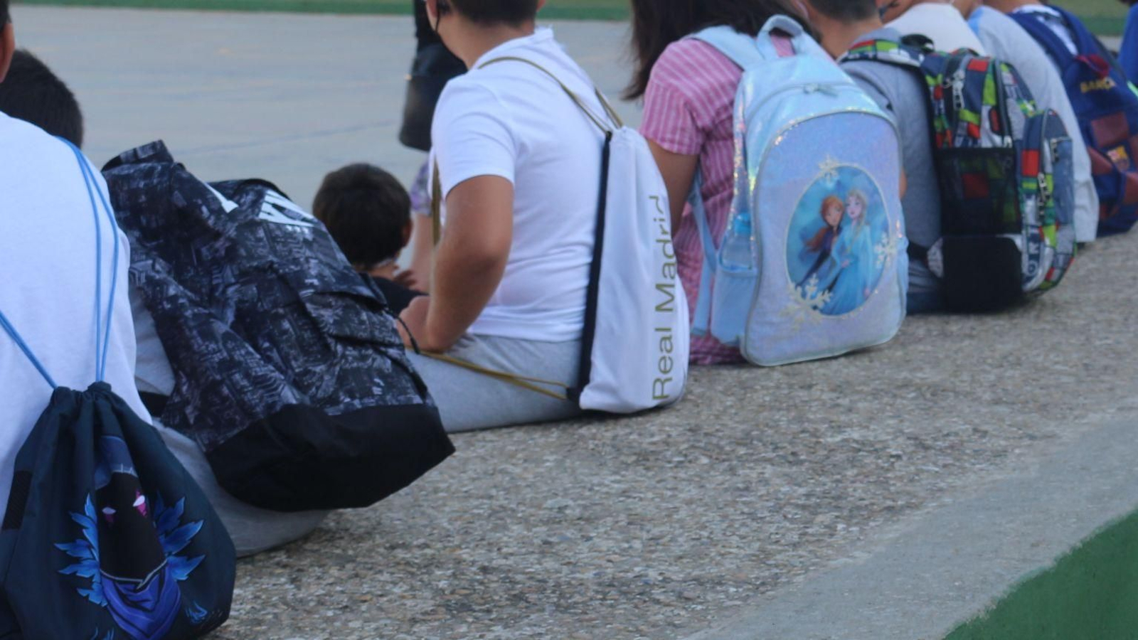 Menores en un colegio Menores en un colegio
