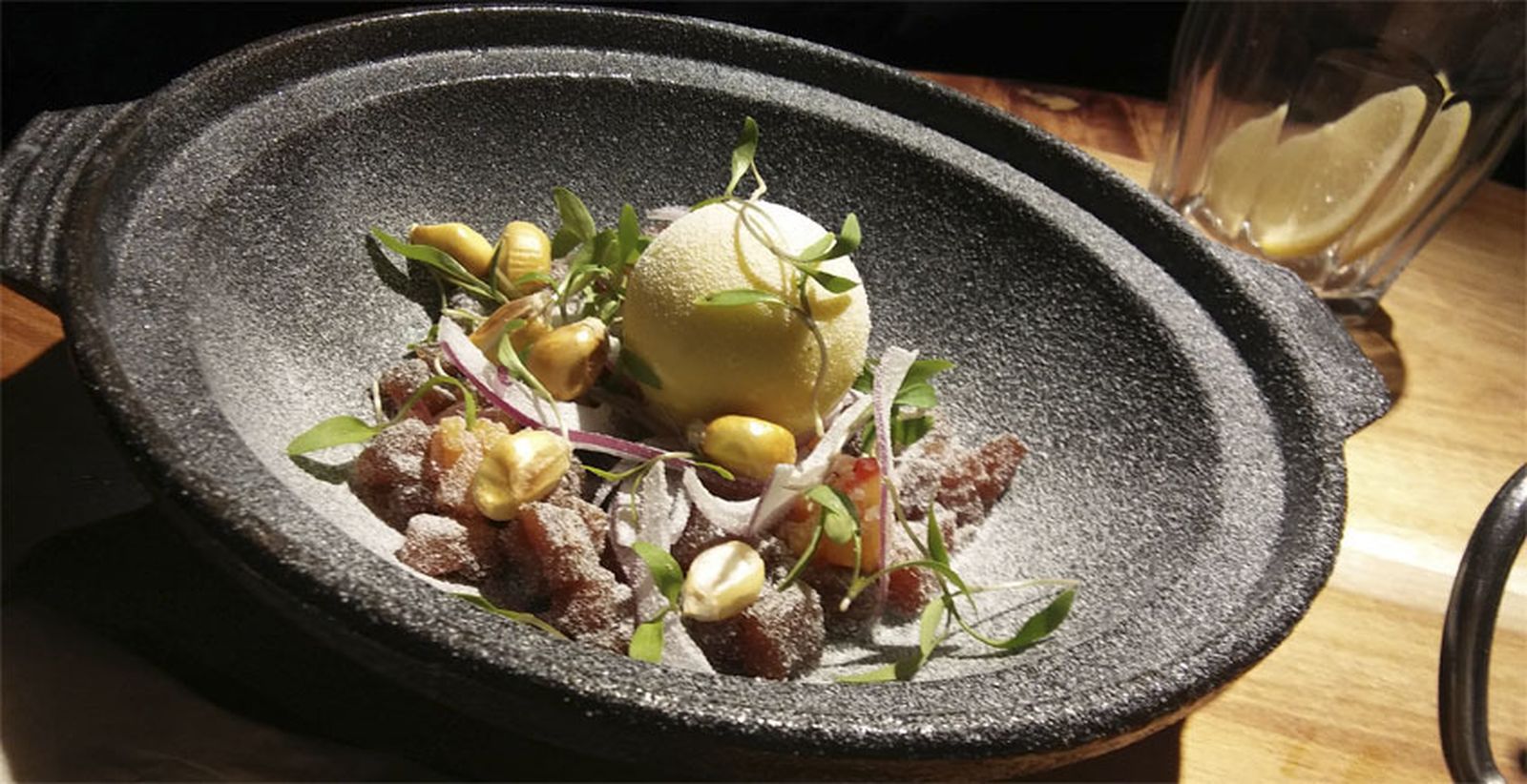 El ceviche de atún con sorpresa de Seis Tapas Bar