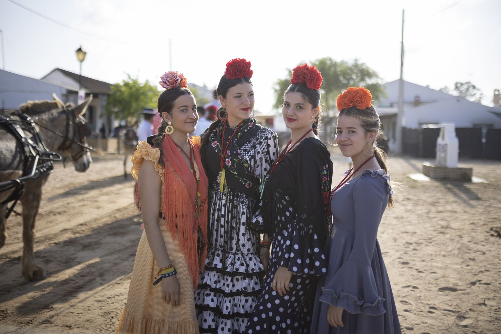 El Rocío 2023: Imágenes de la presentación de las Hermandades y ambiente en la aldea