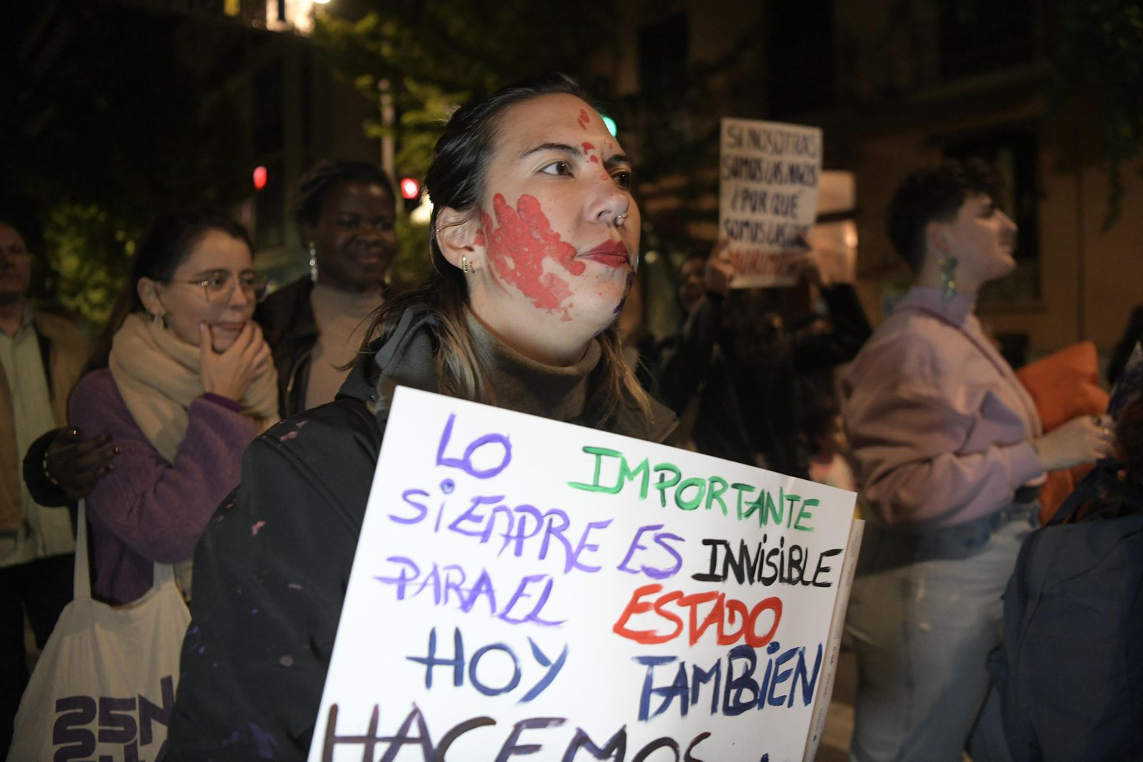 La manifestación del 25-N en Granada, en imágenes