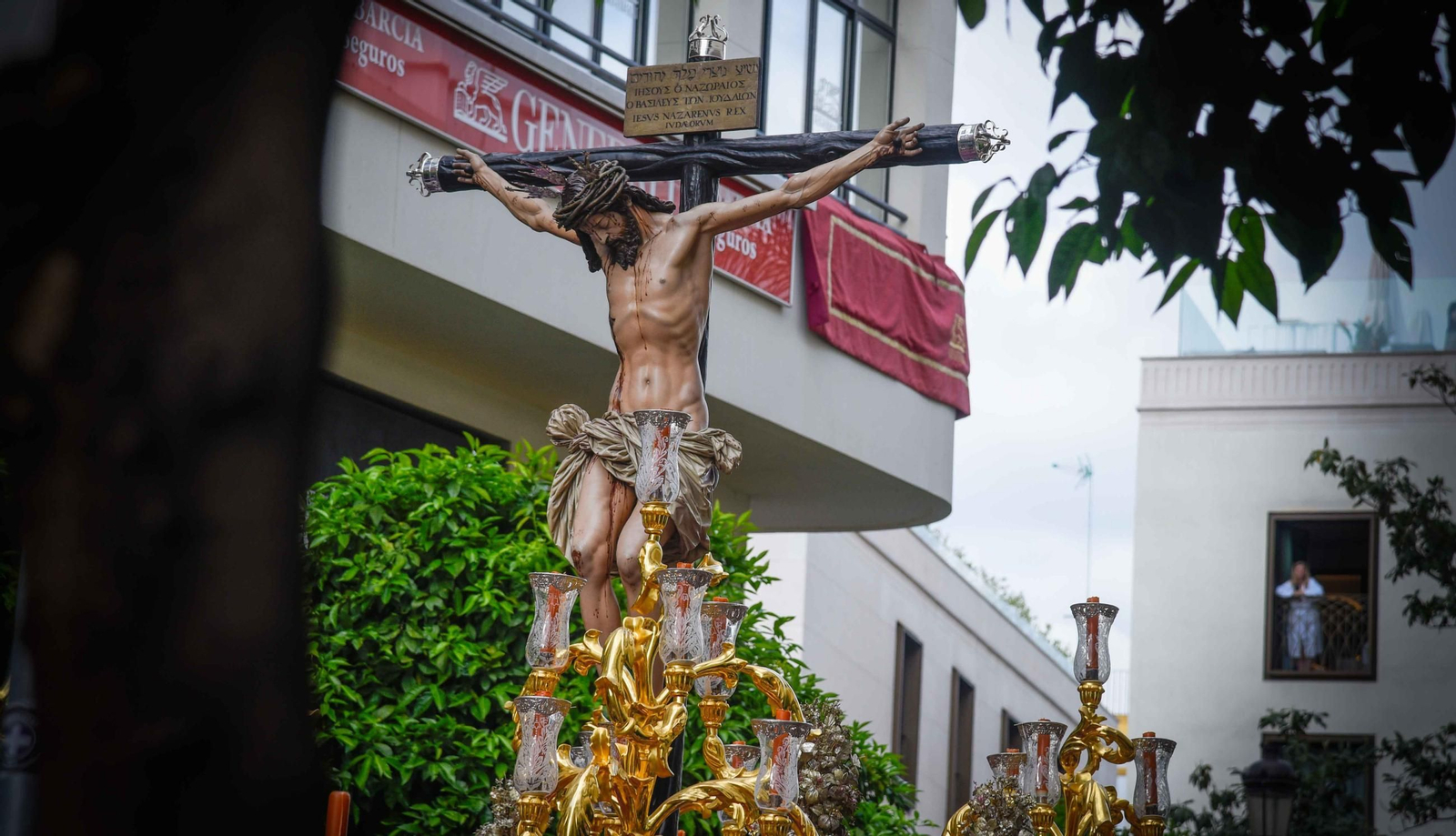 El Cristo de los Desamparados en la Semana Santa de Sevilla 2025