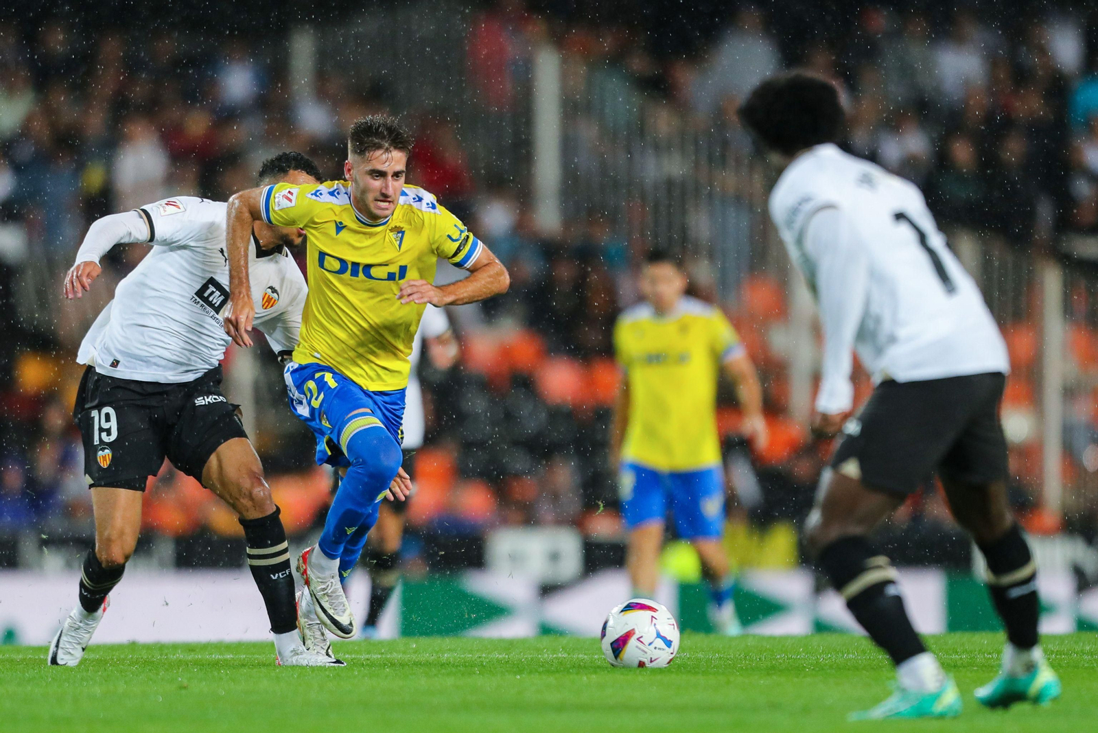 Todas las imágenes del Valencia-Cádiz en Mestalla