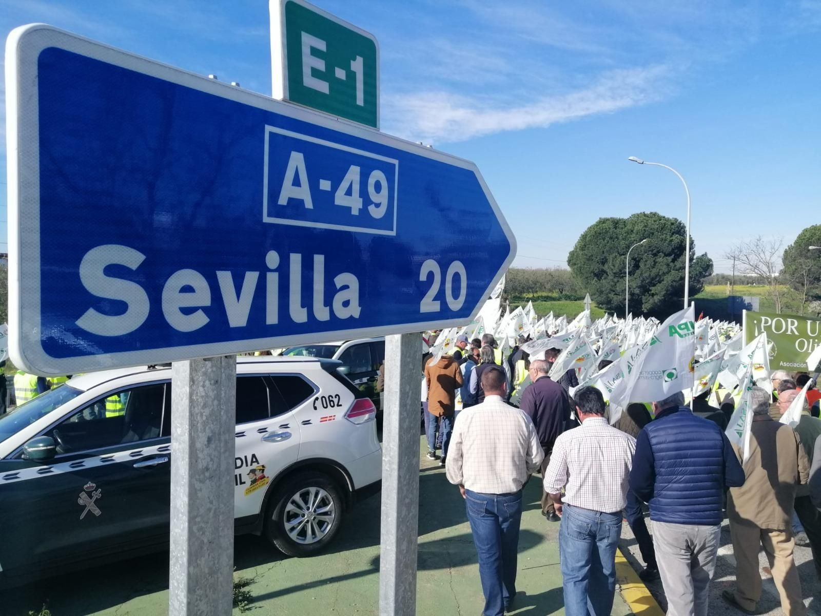 El corte de la A-49 en Benacazón.