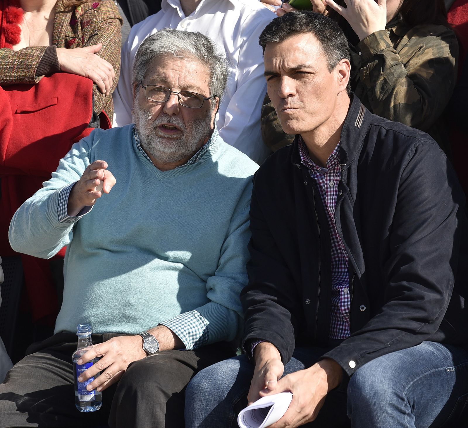 Las imágenes del acto de Pedro Sánchez en Dos Hermanas