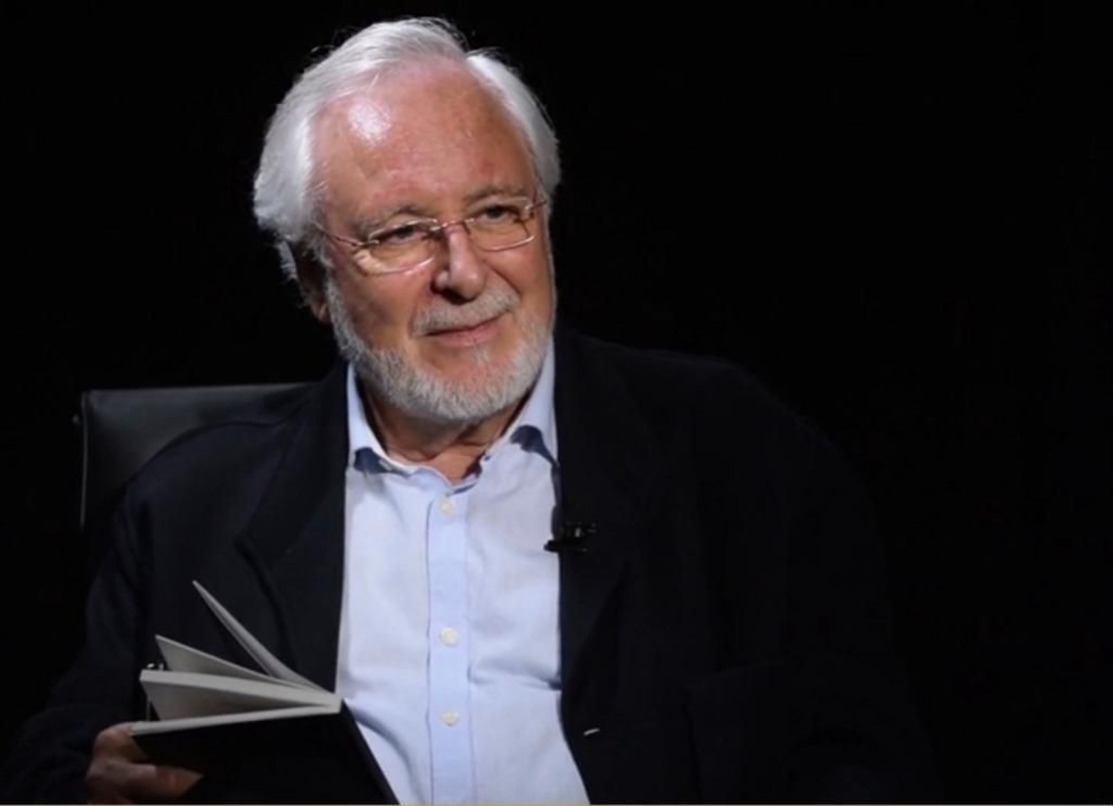 El escritor Enrique Montiel.