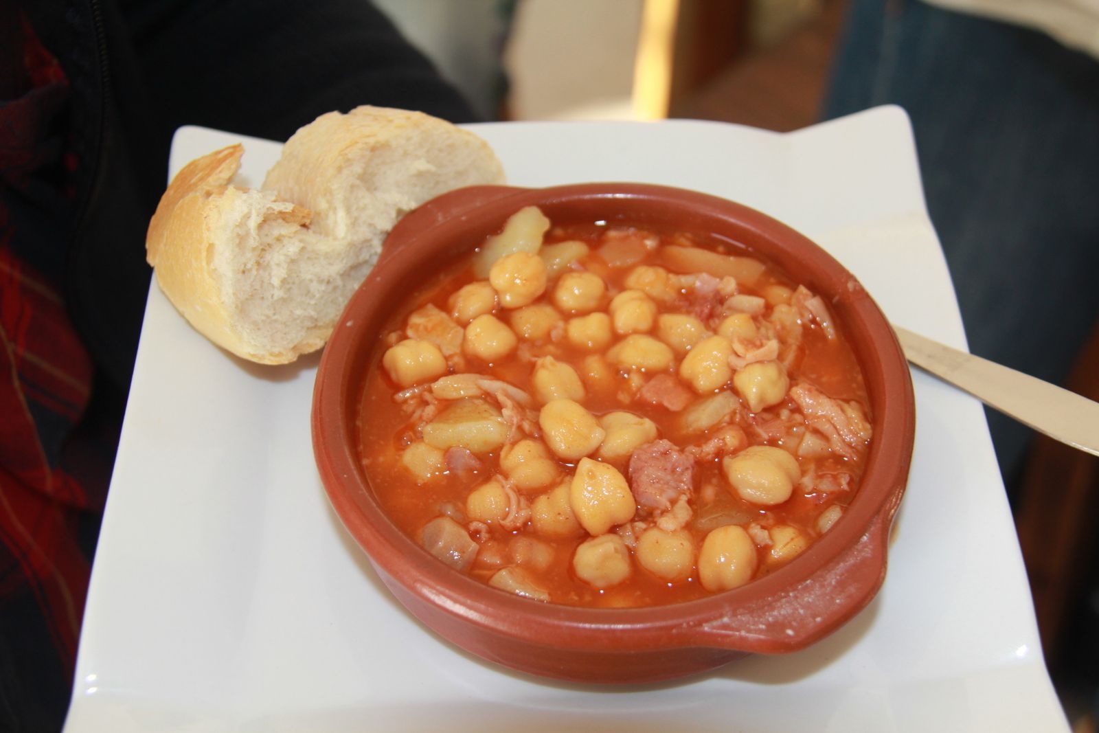 Un plato de callos en un imagen de archivo.