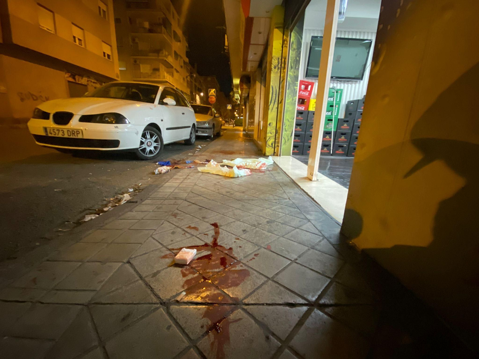 Restos de sangre en el lugar de la agresión