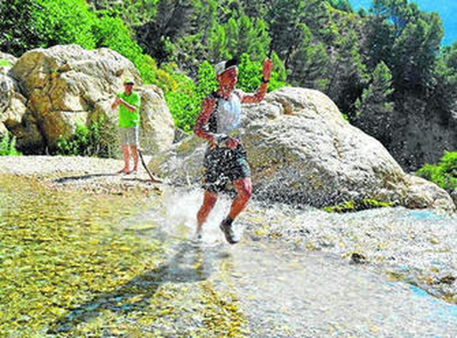 Los participantes atravesaron pasajes de gran belleza por la Sierra de Castril.