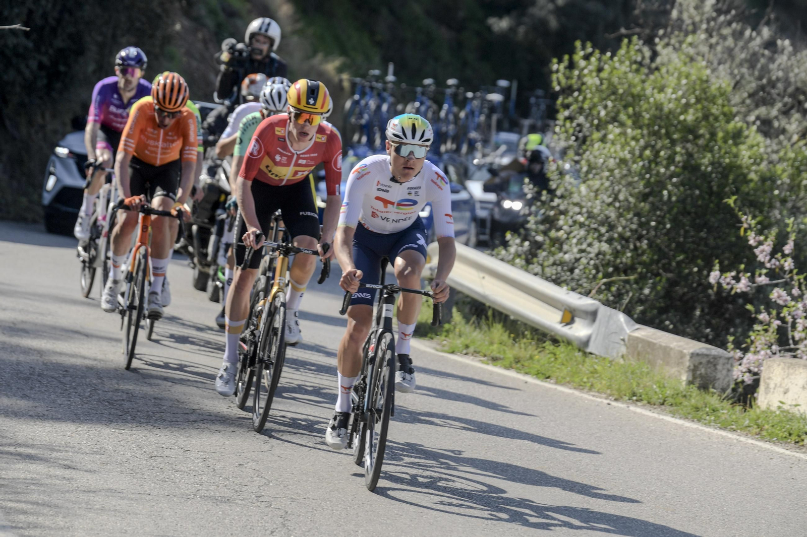 Las mejores imágenes de la primera etapa de la Vuelta Ciclista a Andalucía Ruta del Sol
