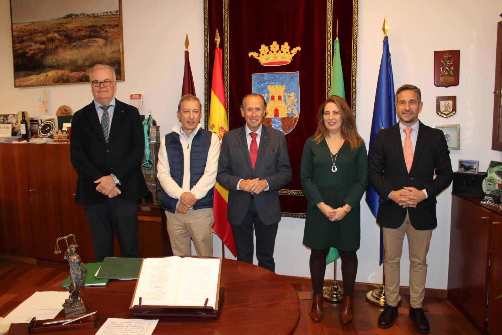 Un momento del acto, celebrado en Alcaldía.