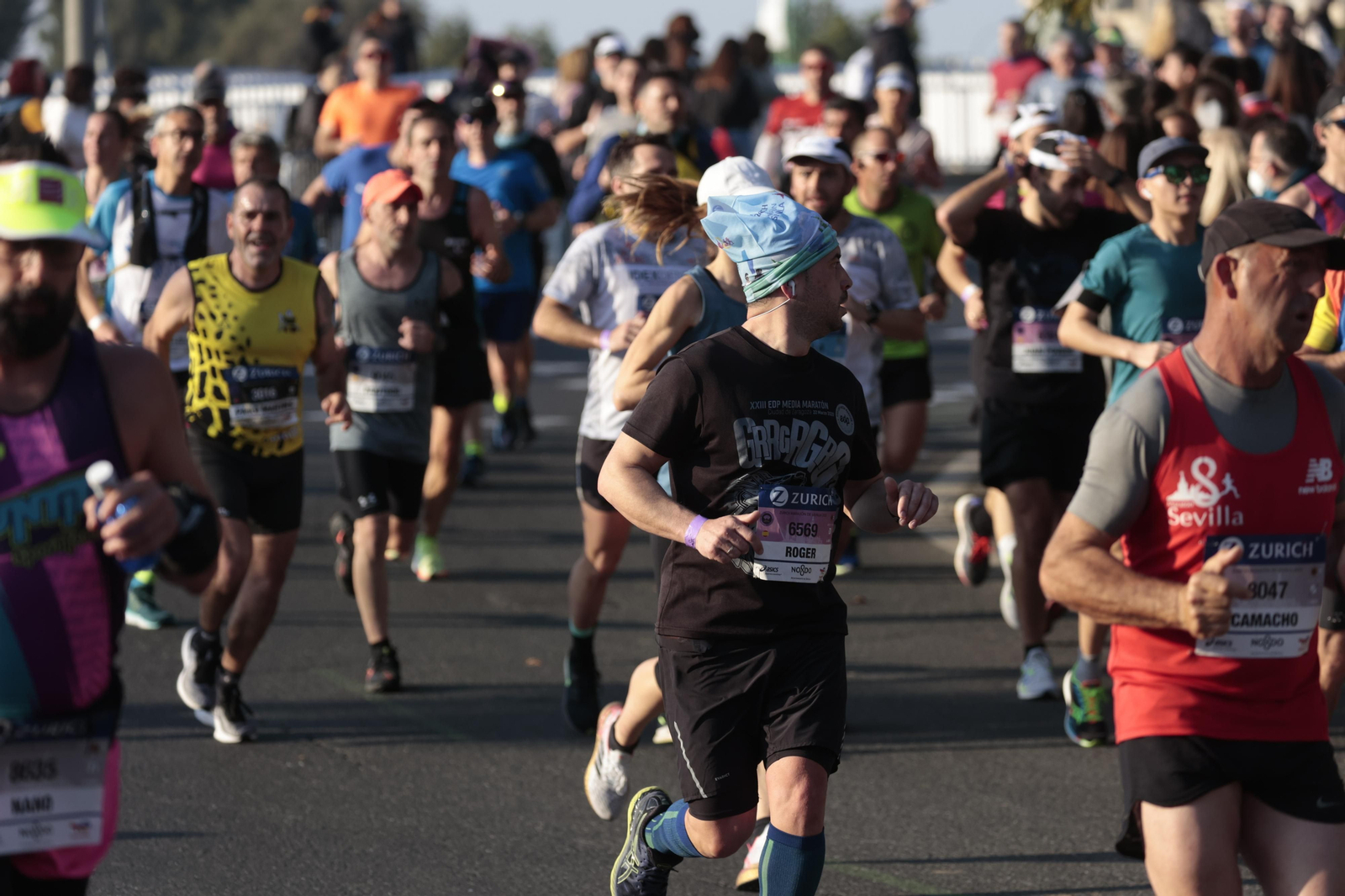 Las imágenes de la Maratón de Sevilla 2022 (10)