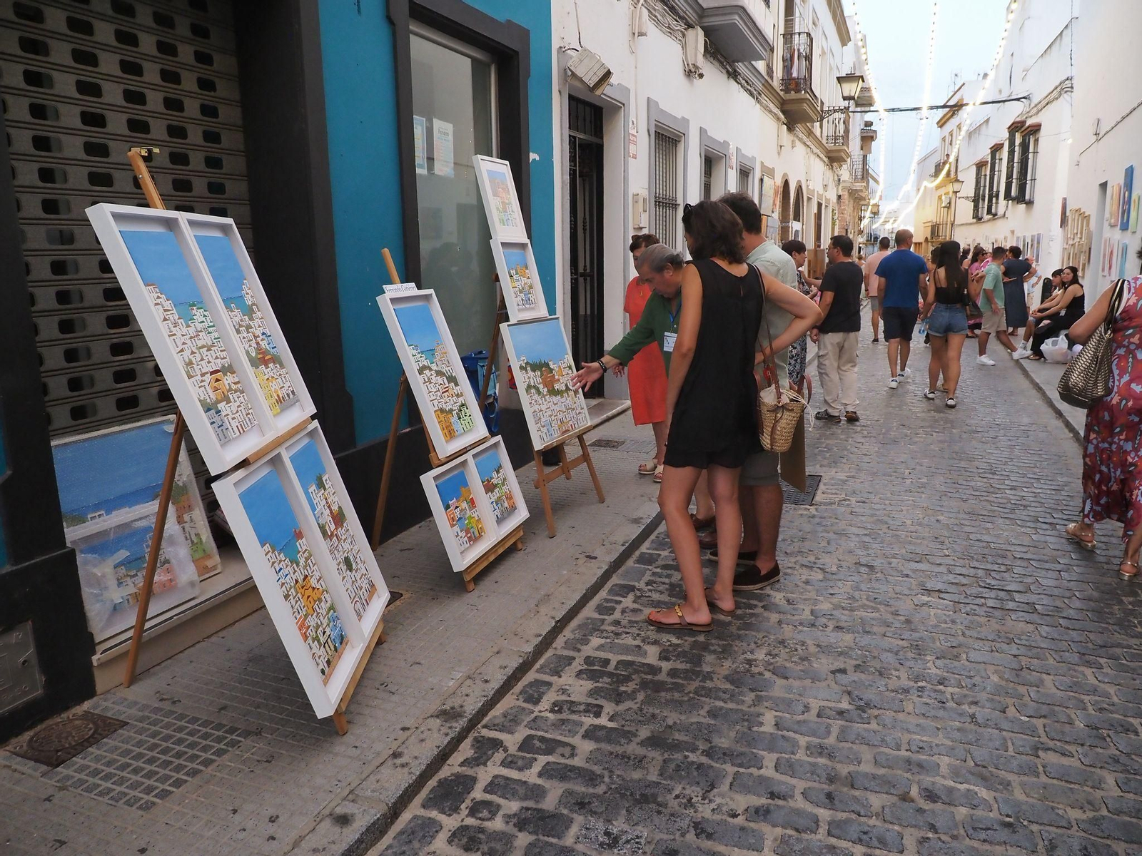 Paseo por el Arte de Ayamonte, el mayor museo efímero a cielo abierto, en imágenes