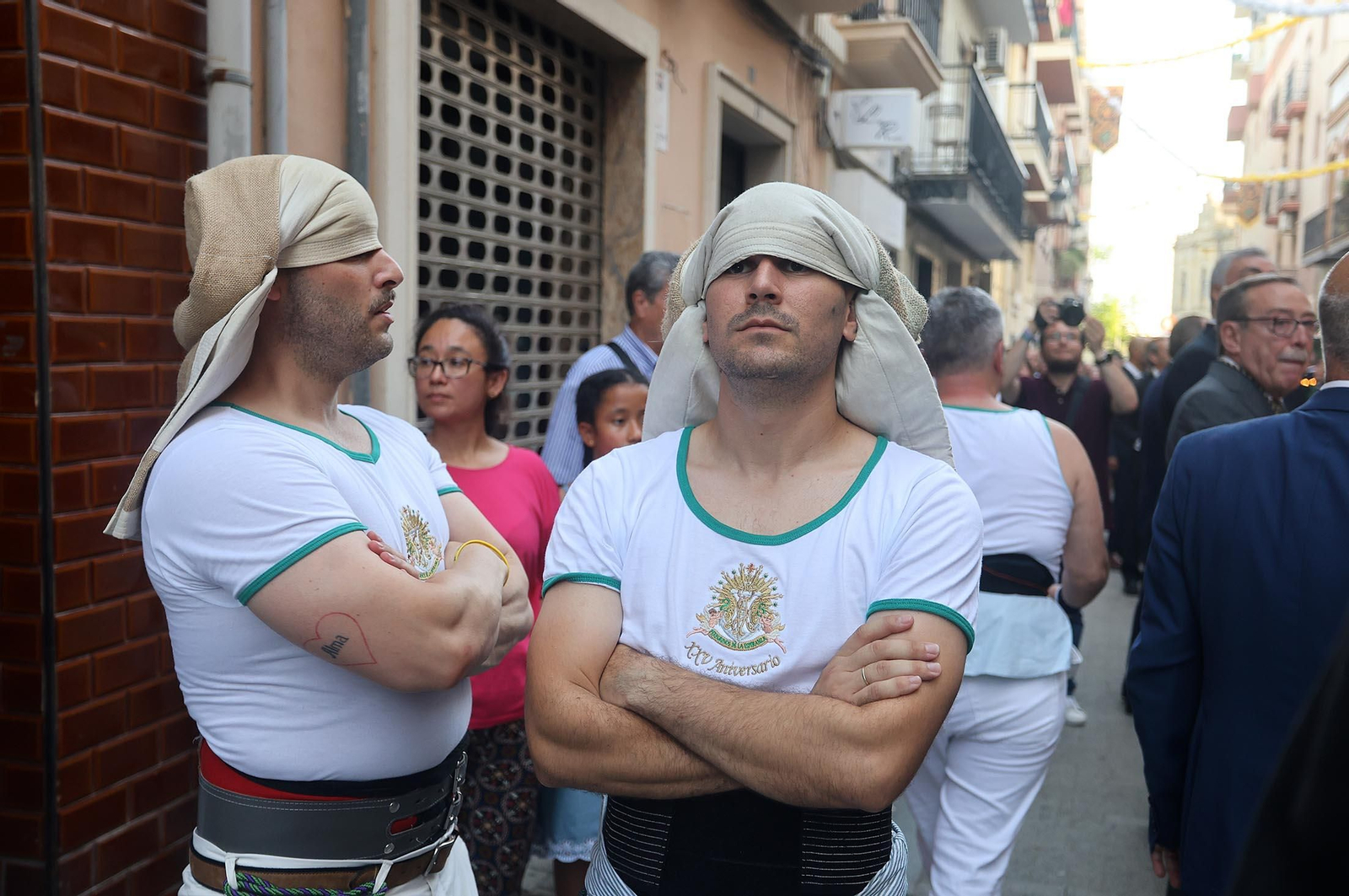 Imágenes de la procesión extraordinaria de la Virgen de la Esperanza por las calles de Huelva