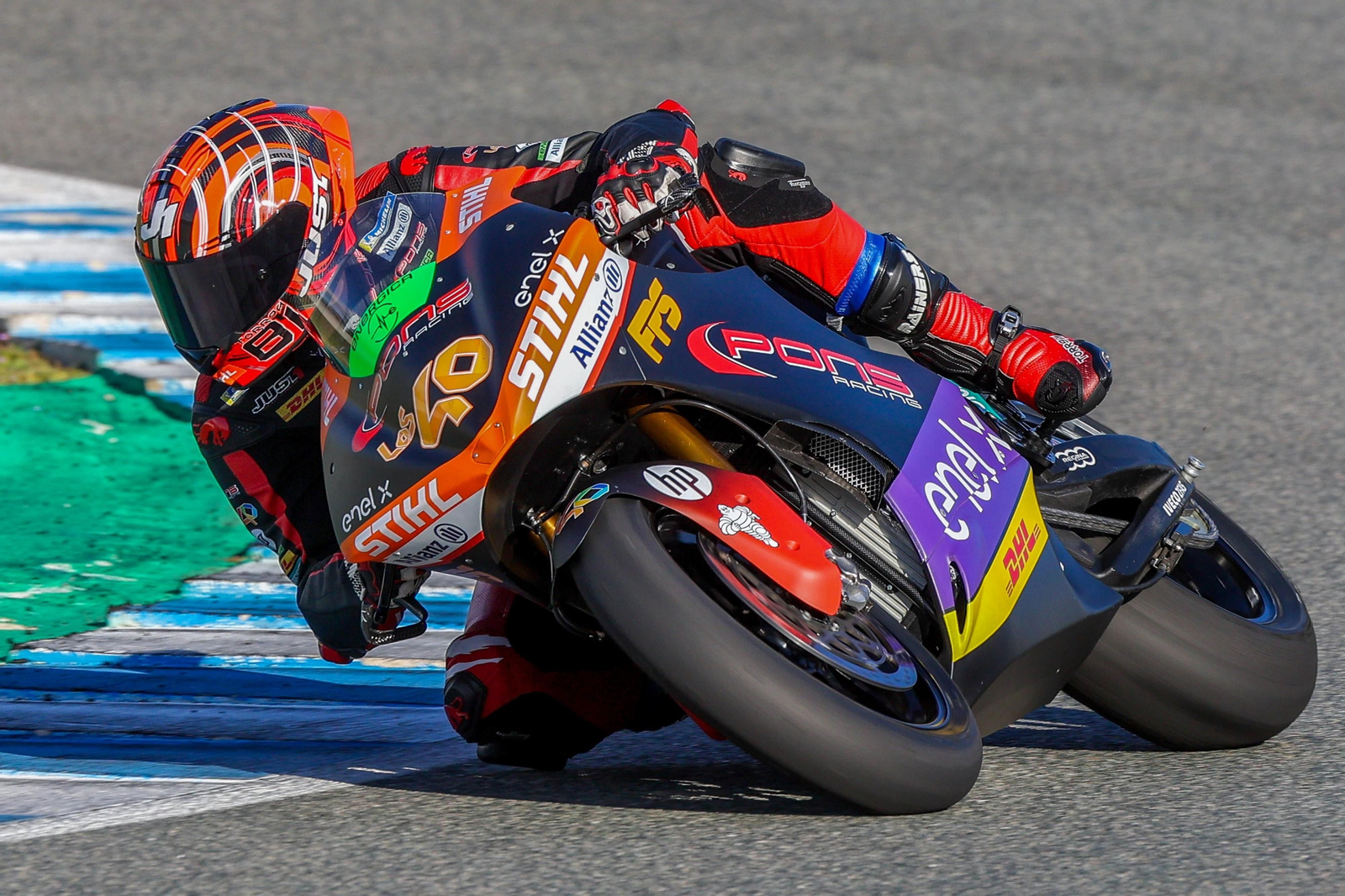 Jordi Torres se despidió de Jerez con el mejor tiempo en el tercer día de test. Jordi Torres se despidió de Jerez con el mejor tiempo en el tercer día de test.