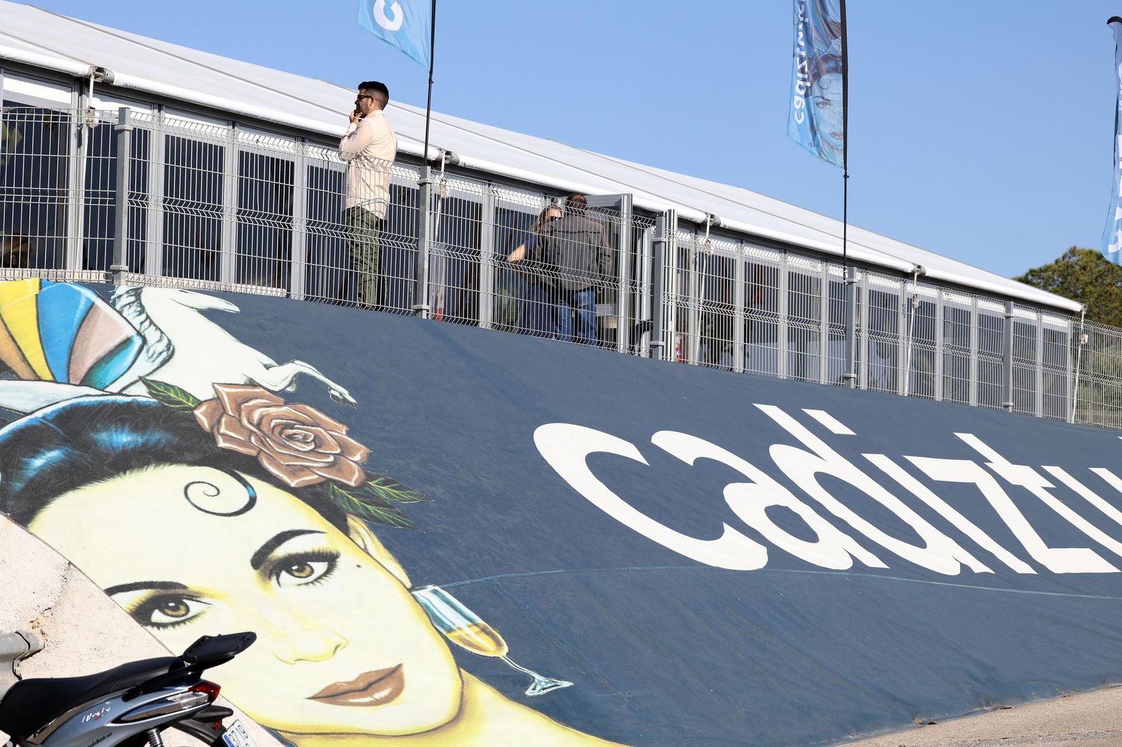 Búscate en el sábado del Gran Premio de España 2025 en el Circuito de Jerez - Ángel Nieto