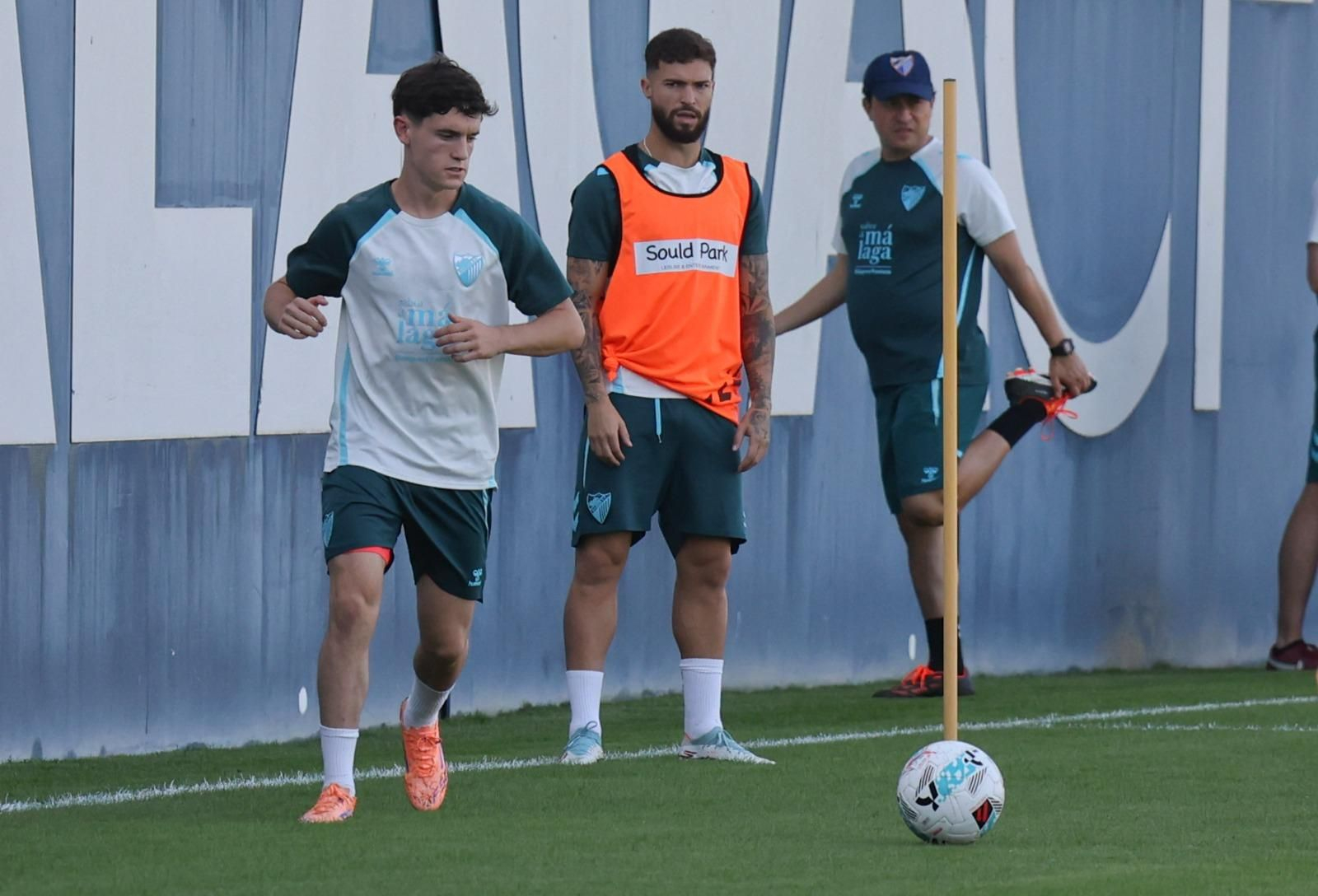 Izan Merino y Aaron Ochoa, las caras positivas; Larrubia, la negativa