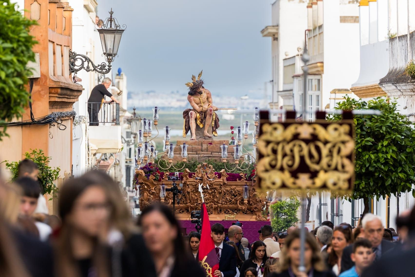 Las imágenes de la Coronación de Espinas en el Sábado de Pasión de la Semana Santa de San Fernando