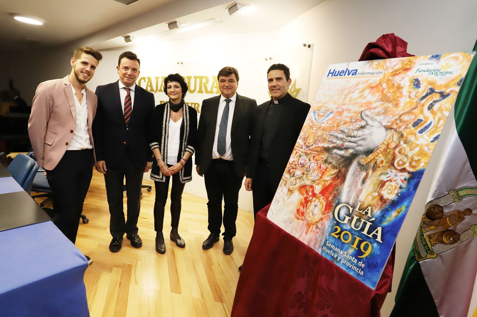 Imágenes de la presentación de la Guía de Semana Santa de Huelva Información