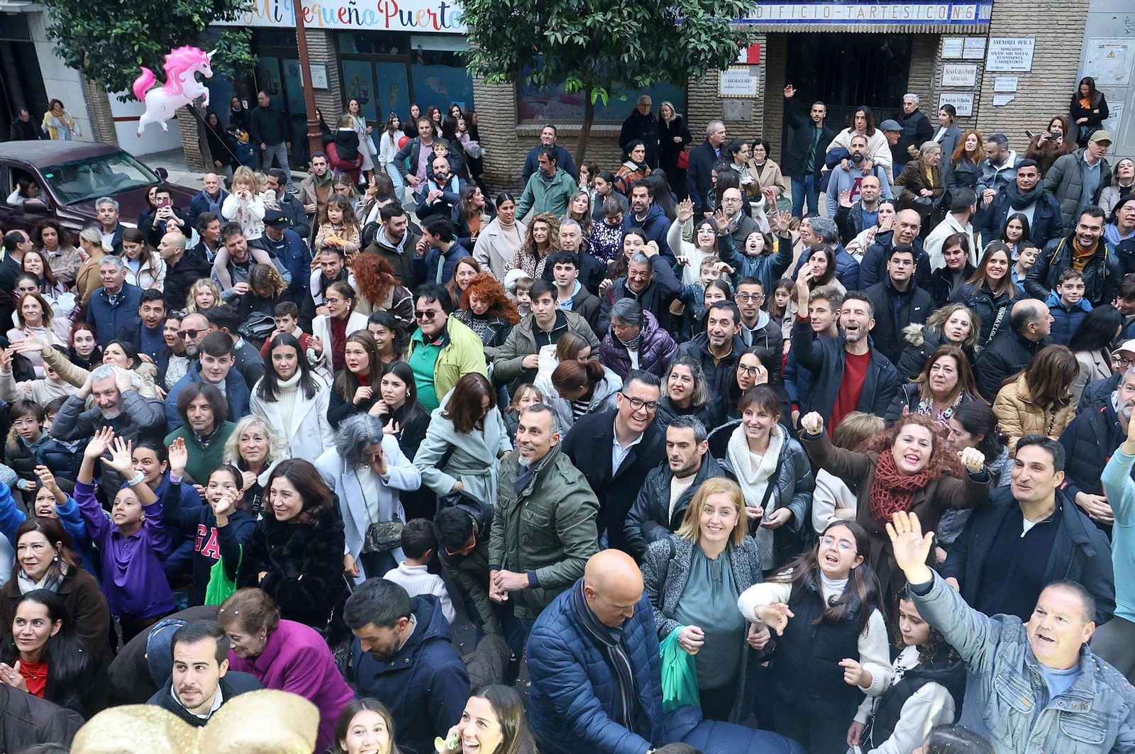 Imágenes de la Cabalgata de los Reyes Magos en Huelva