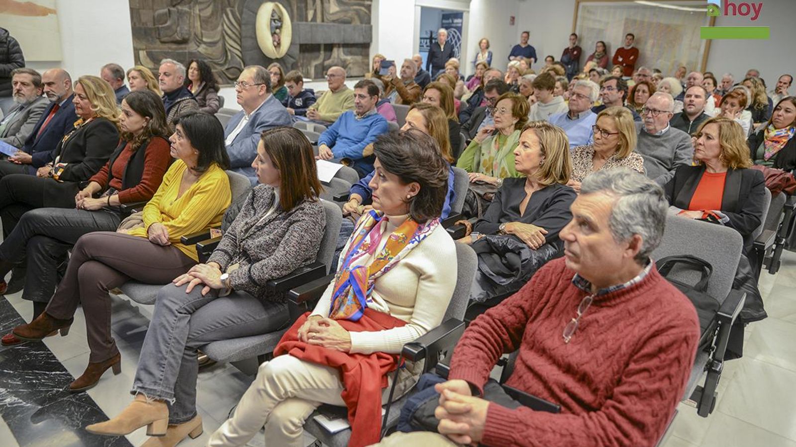 Público asistente a la presentación de la campaña en el Colegio de Arquitectos.