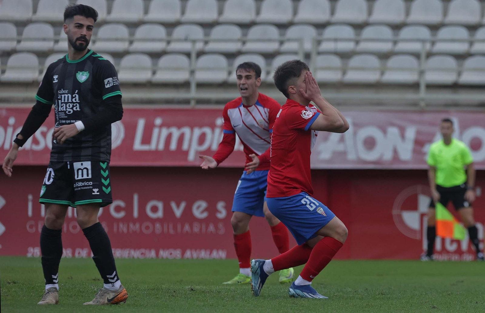 Las mejores fotos del Algeciras - Antequera de Primera Federación