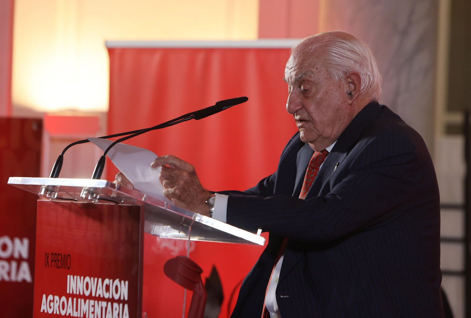 IX PREMIO INNOVACION AGROALIMENTARIA OTORGADO A ACESUR. D.JOSE RAMON GUILLEN