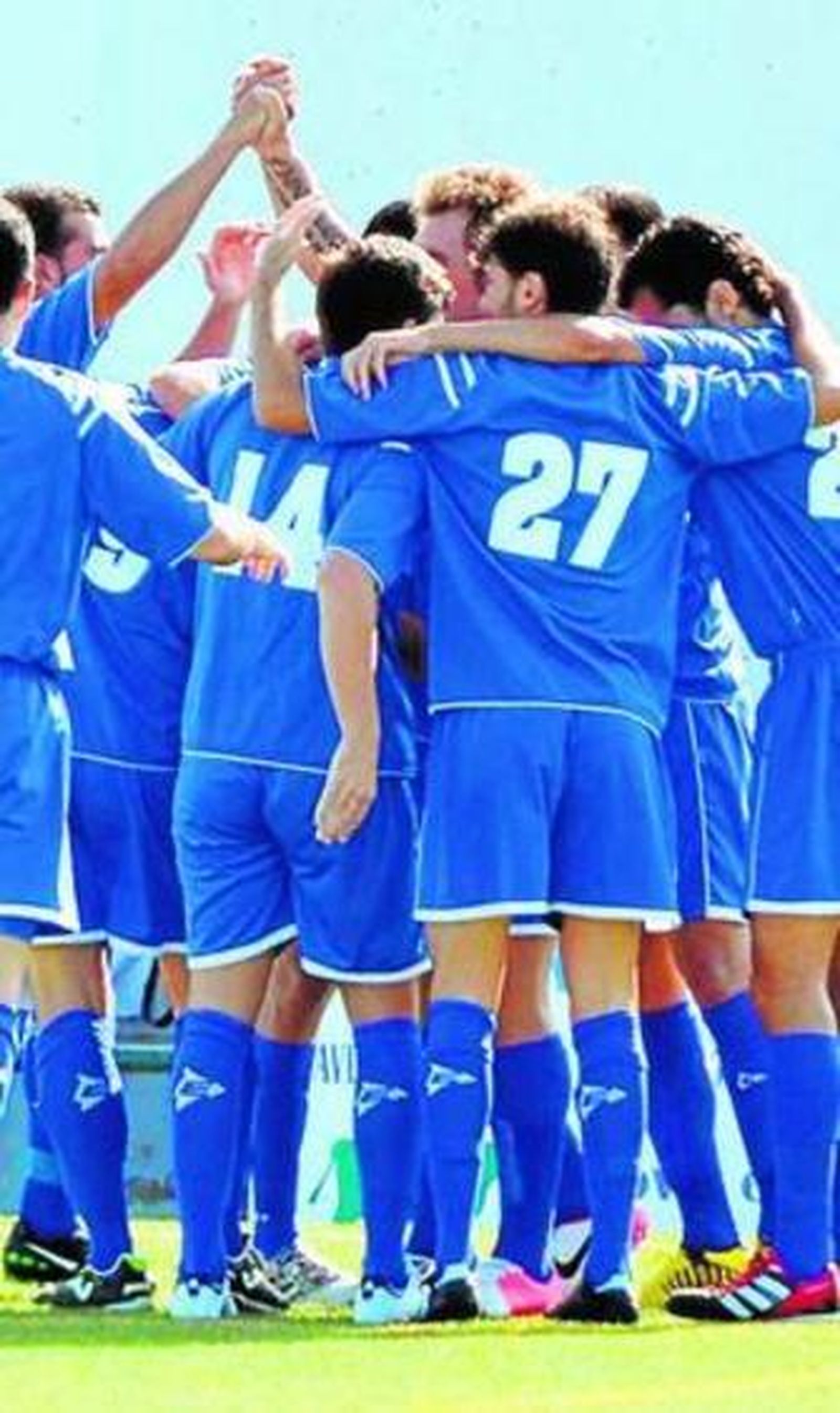 El Guada celebró hasta cinco goles en Puerto Real.