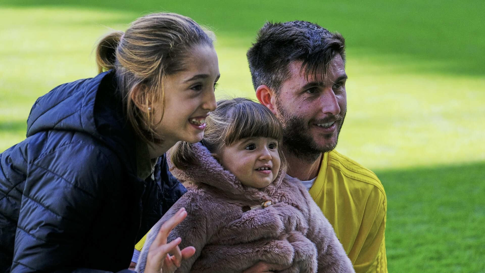 Partido de fútbol a beneficio de la Asociación de Reyes Magos en Carranza
