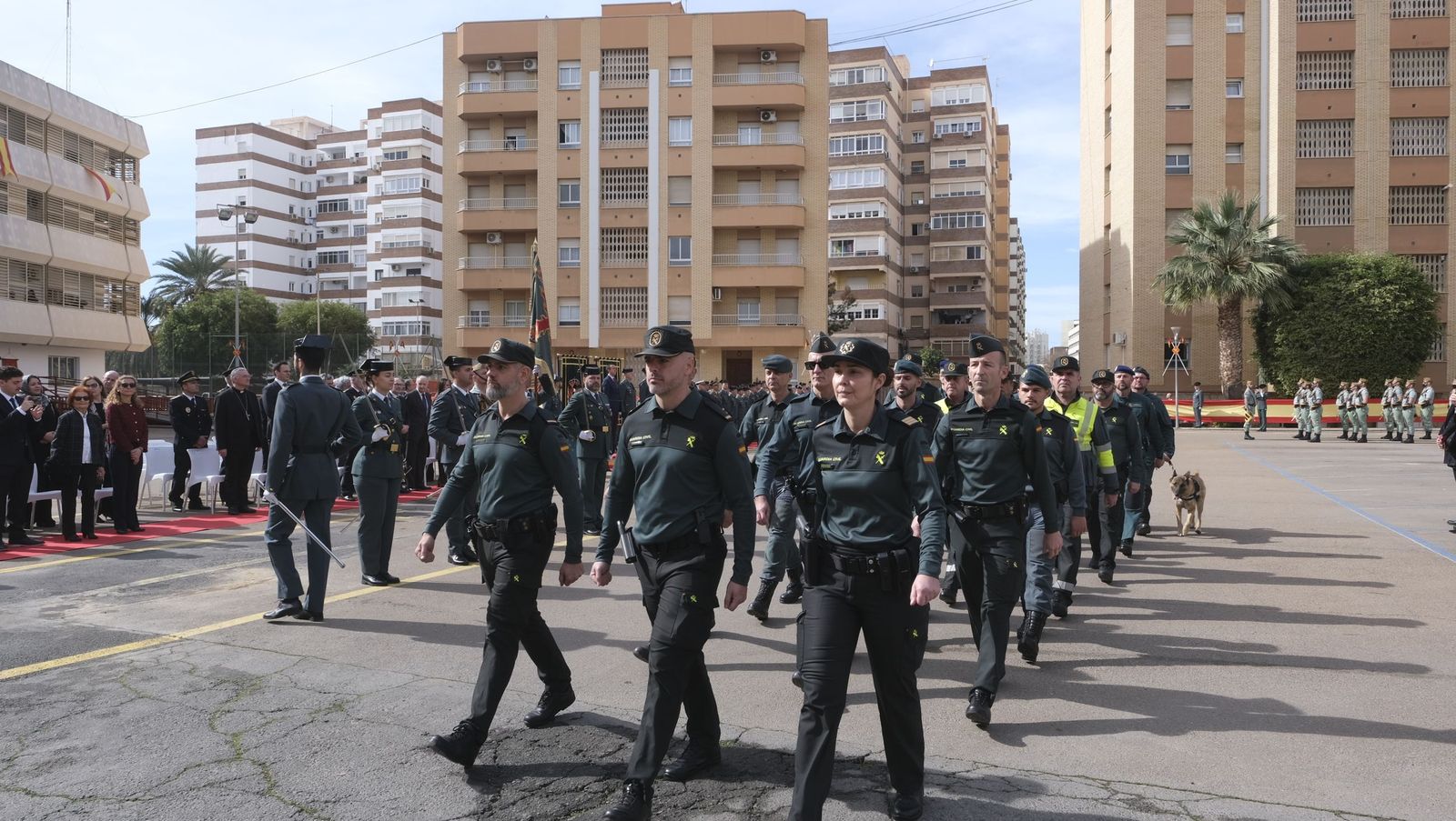 Las imágenes de la toma de posesión del nuevo coronel jefe de la Guardia Civil de Almería