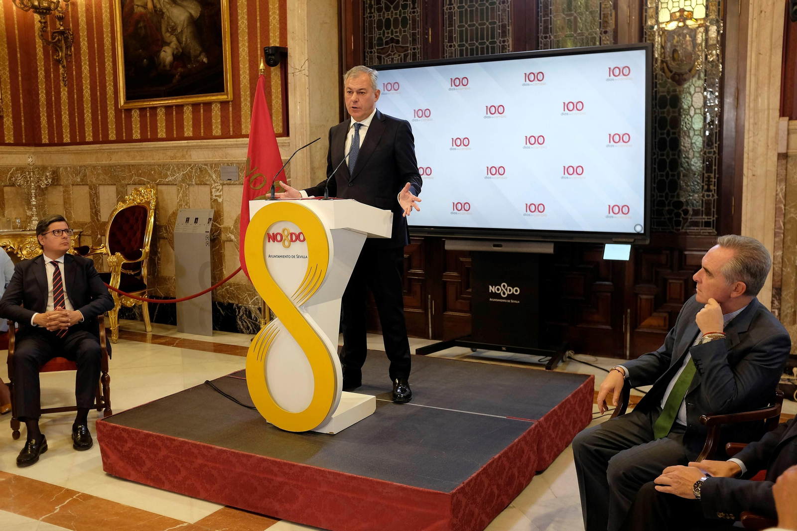 José Luis Sanz durante el balance de los cien primeros días de gobierno en Sevilla.