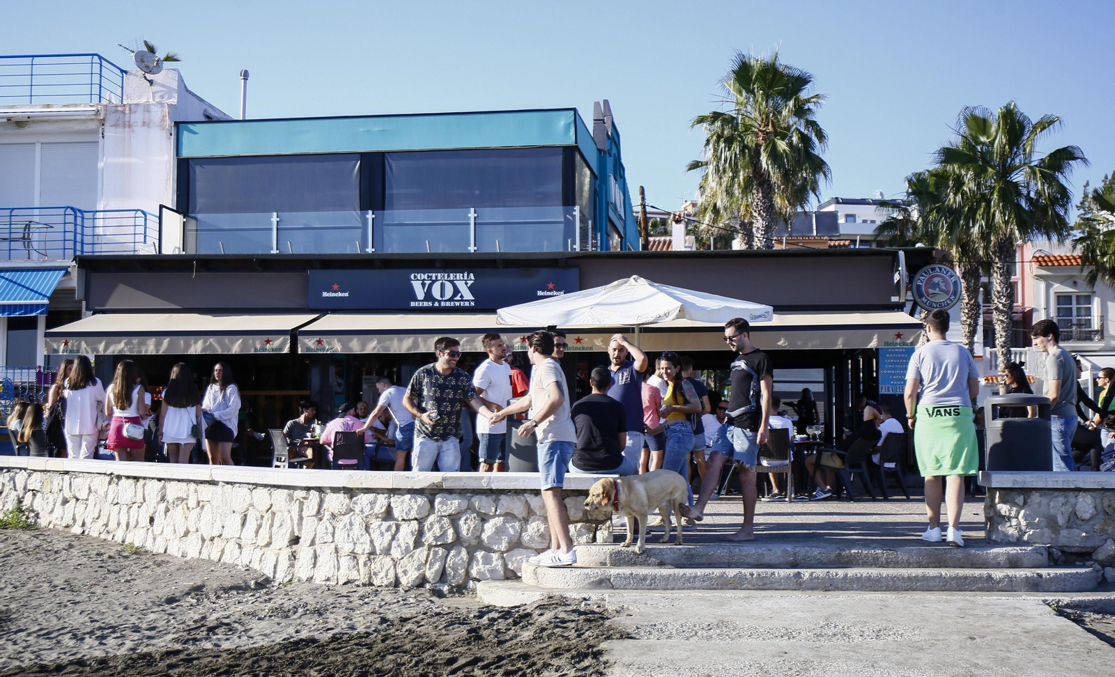 Pedregalejo por la tarde, en el primer día de la fase 1 de la desescalada en Málaga