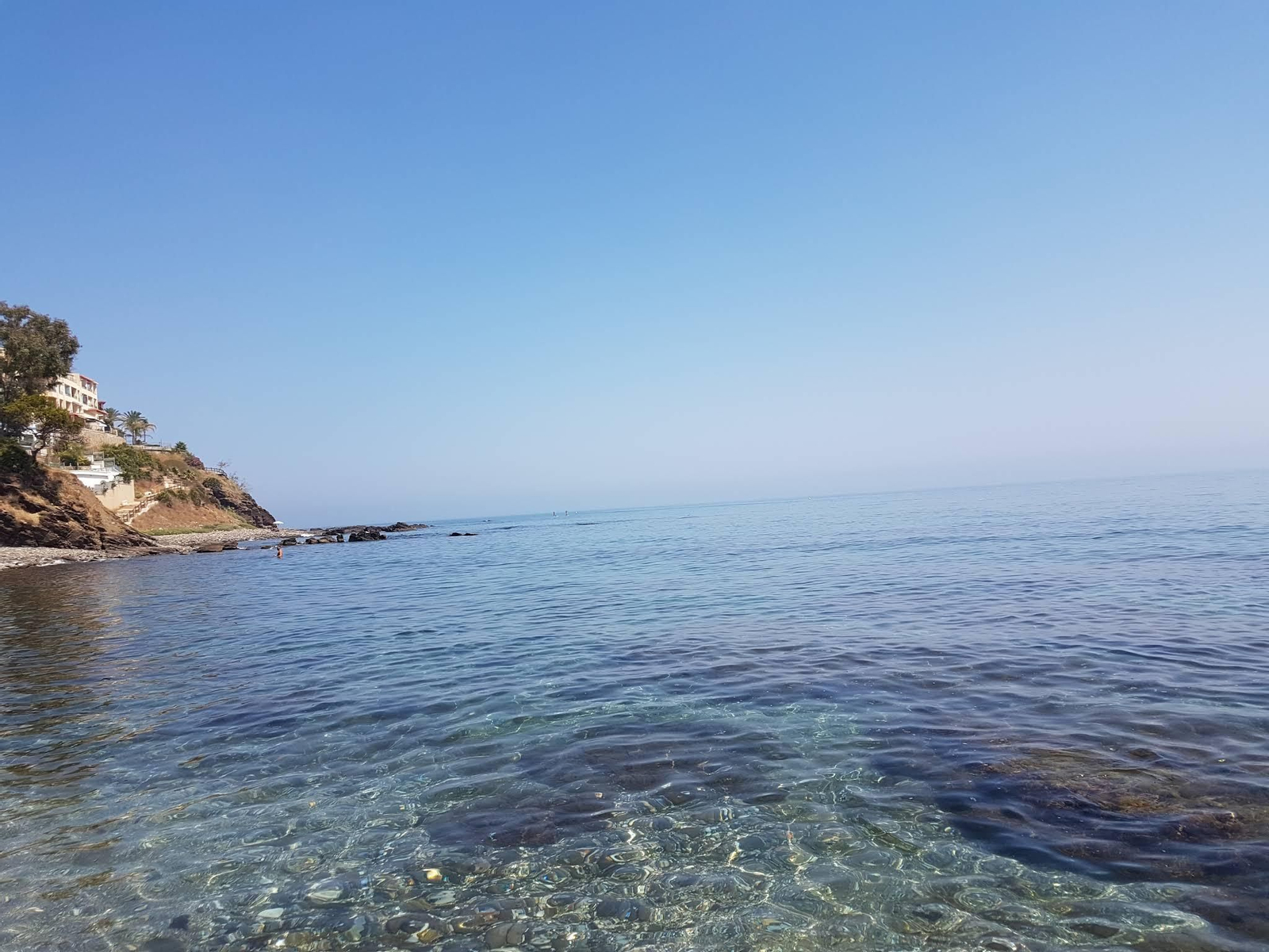 El agua de la playa de La Yuca.