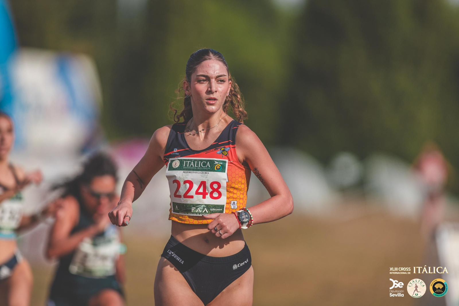 Búscate en las fotos del Cross de Itálica 2025 | 3