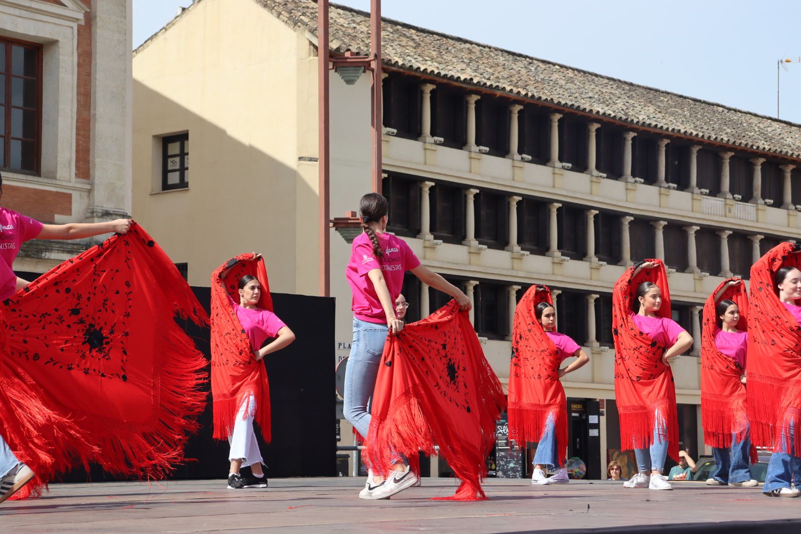 'Flashmob' en La Corredera por el Día Internacional de la Danza