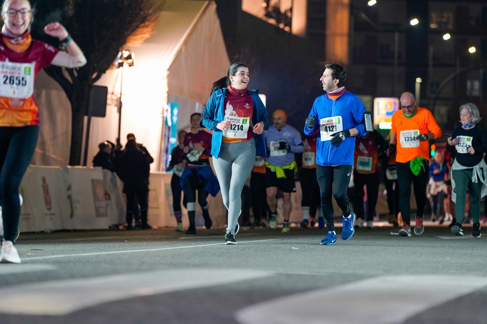 En imágenes: búscate en tu llegada a meta de la Carrera de San Antón 2026 (4)