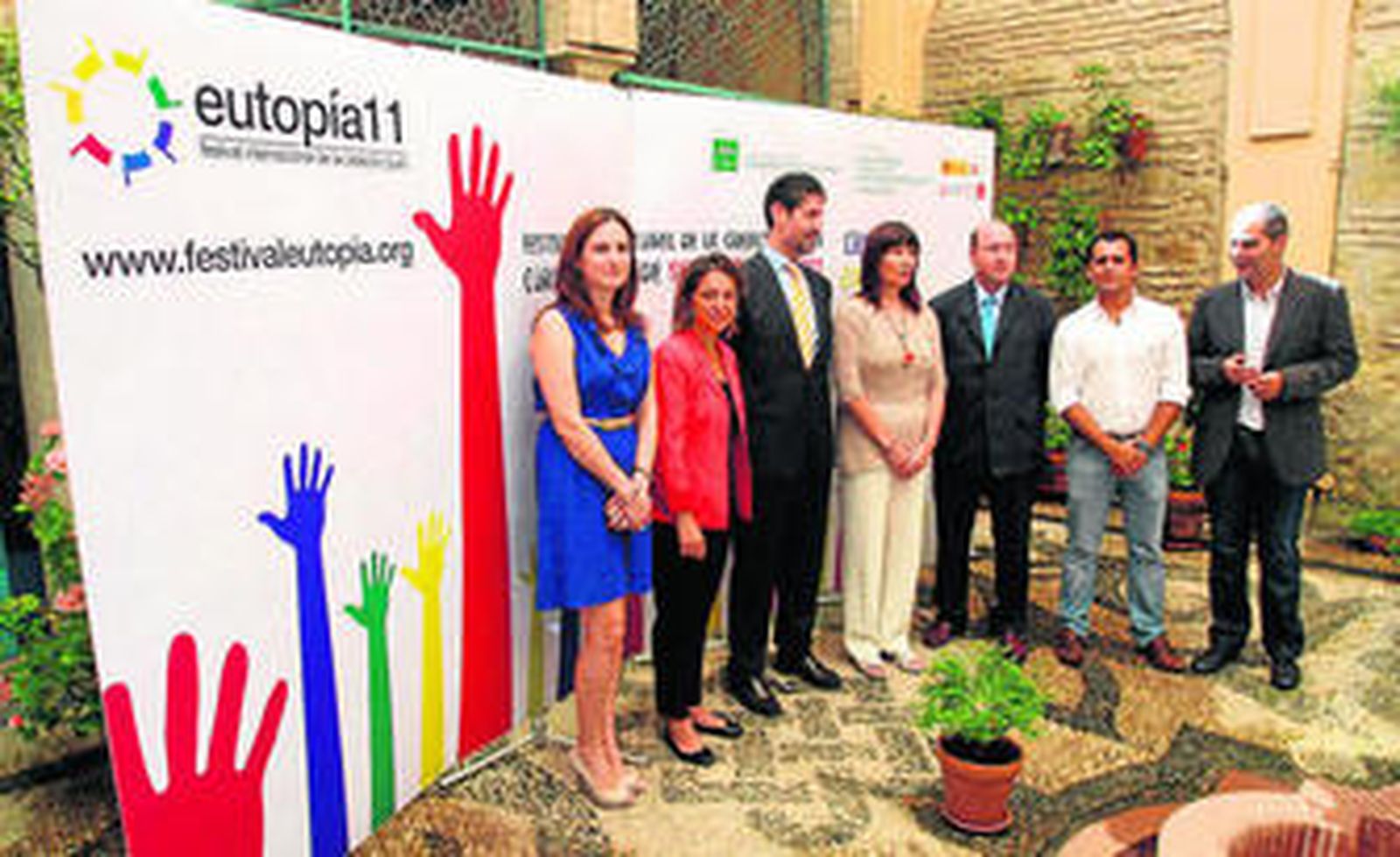 Representantes institucionales, ayer, en la presentación de Eutopía.