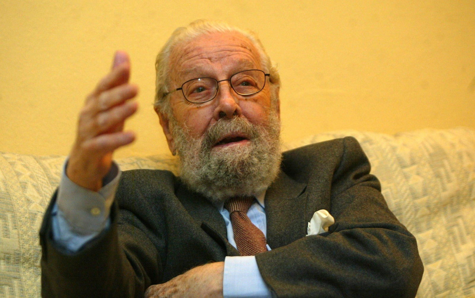 El cineasta Luis García Berlanga (Valencia, 1921 – Somosaguas, 2010)