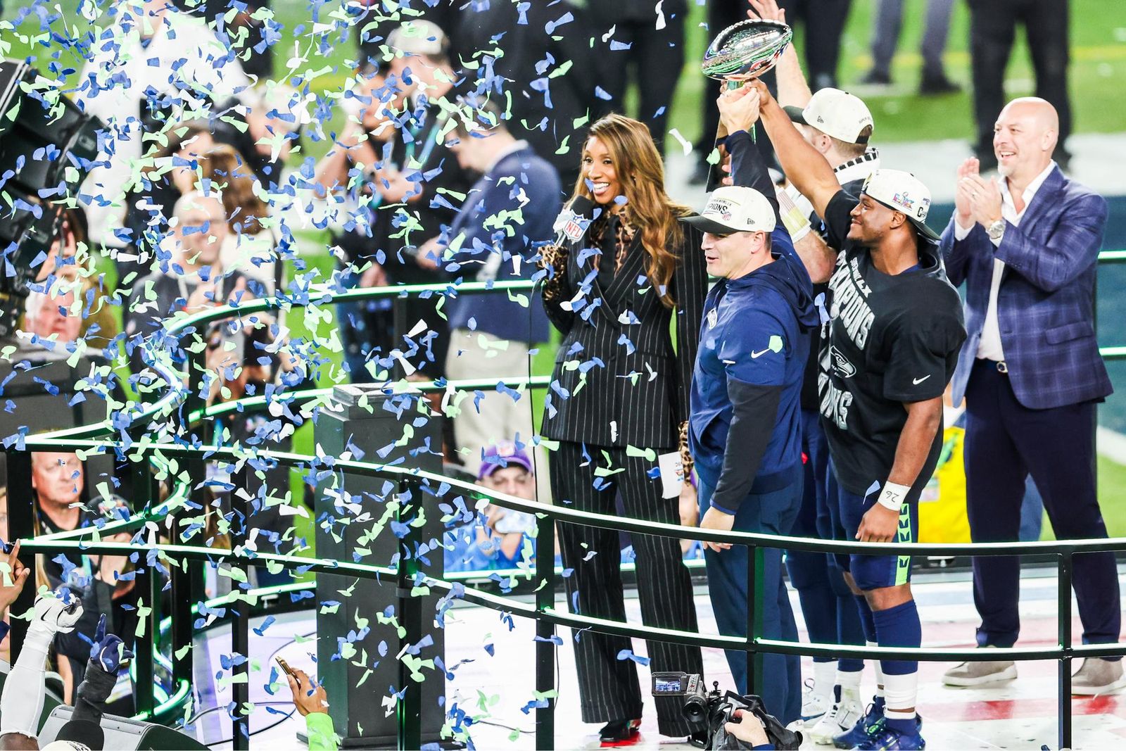 Las mejores fotos de la Super Bowl con la actuación de Bad Bunny
